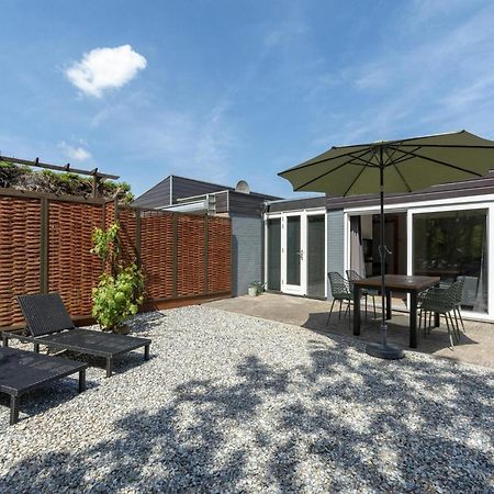 Luxurious Furnished Bungalow With Terrace Callantsoog Bagian luar foto
